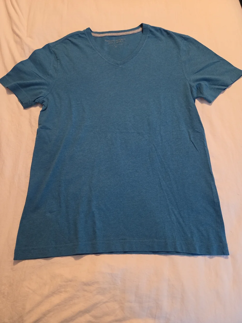 Banana Republic Men's 4 V-Neck 1 Crew Tees in Blue & Orange Mix Size M